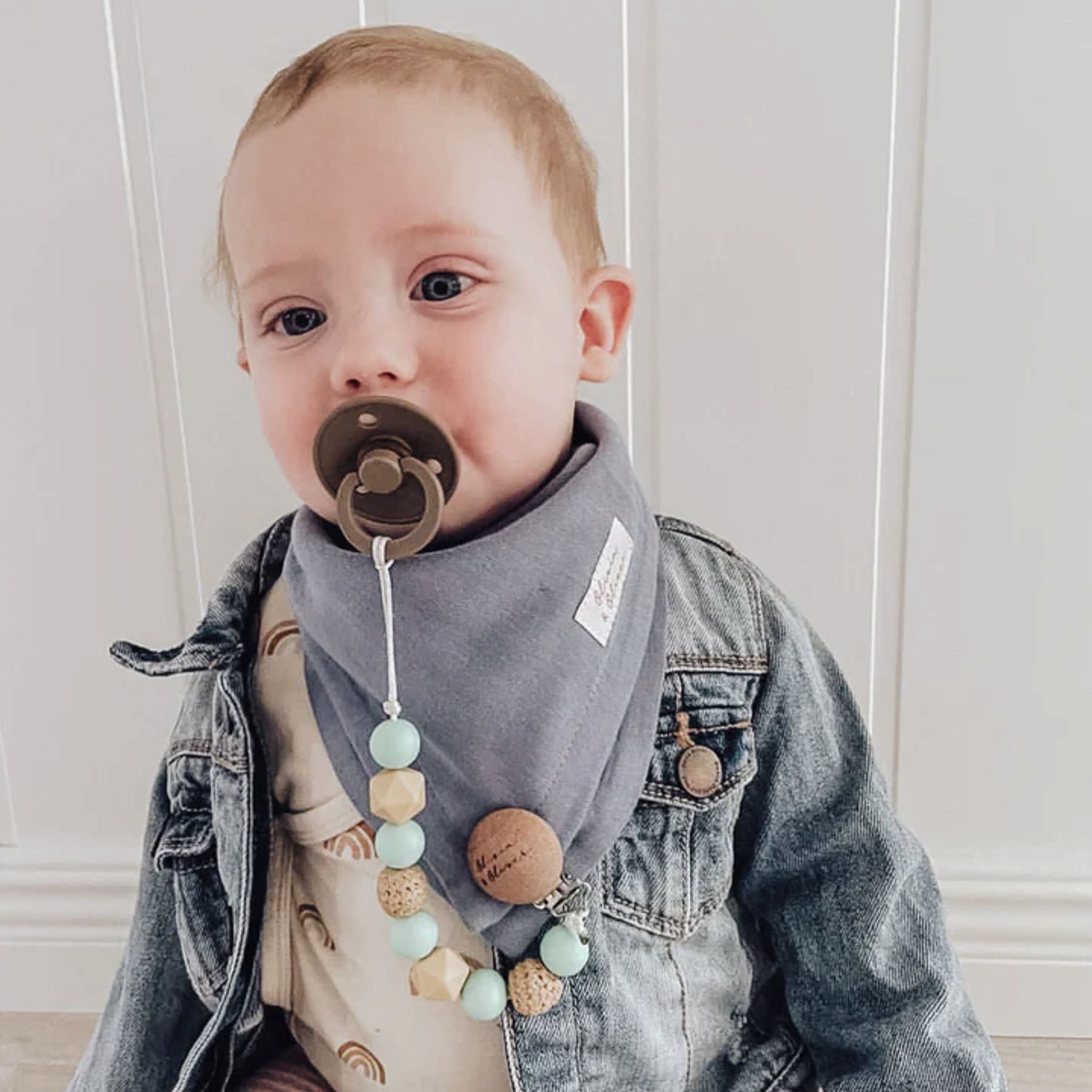 Schlichtes Dreieckstuch