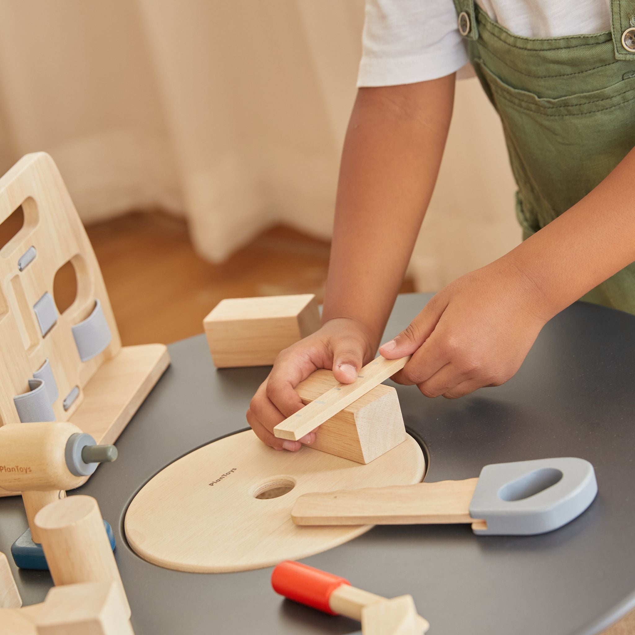 Werkzeugkasten aus Holz