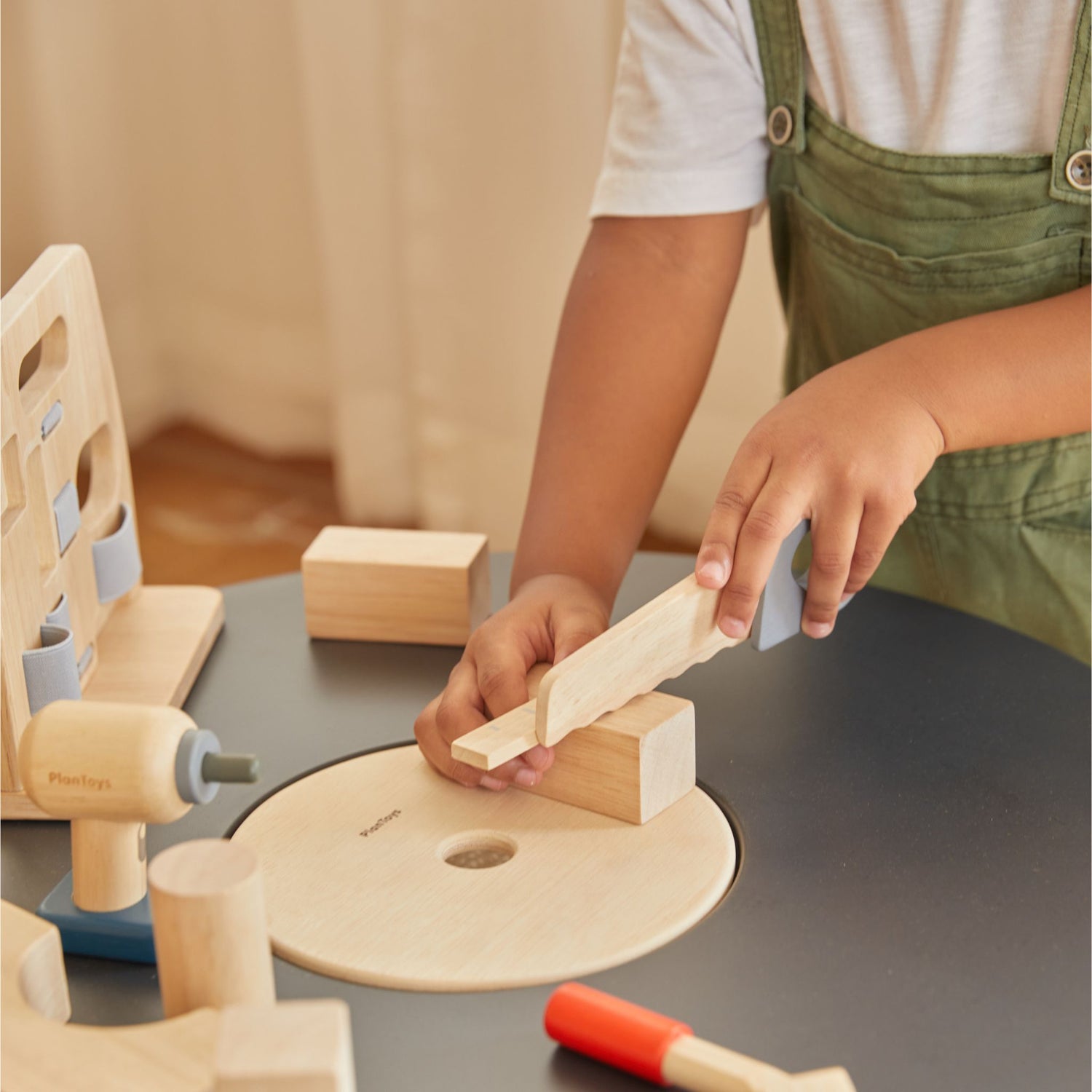 Werkzeugkasten aus Holz