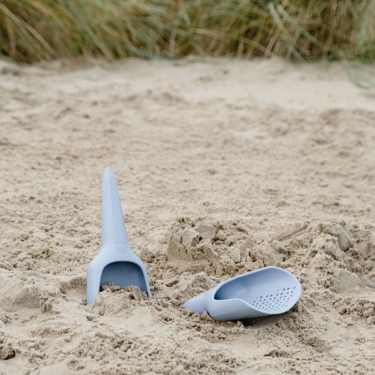 Schaufel und Sieb Sandspielzeug