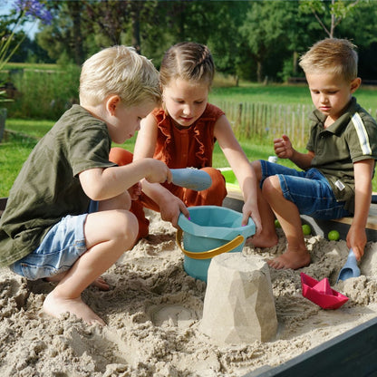 Sandspielzeug-Set mit Kübel